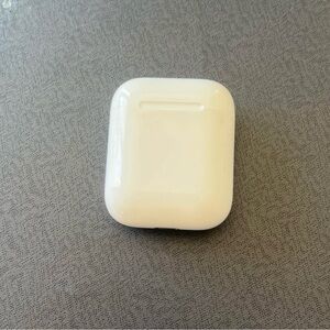 Apple AirPods 1st Gen